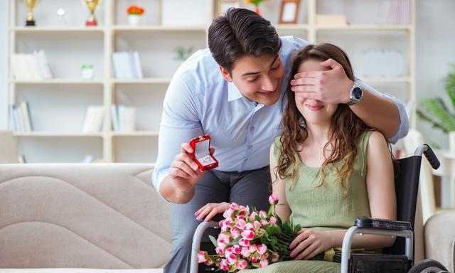 没钱的婚姻太累