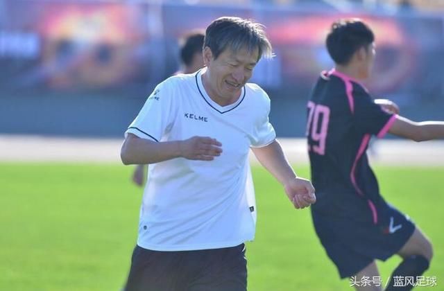 年龄最大进球者诞生!中乙45岁老板上场2分钟破