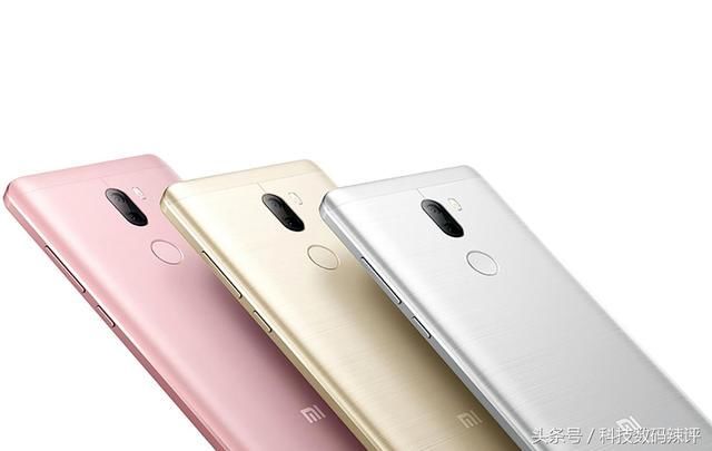 旗舰手机降至千元 t018dced35e85a8f24d.jpg