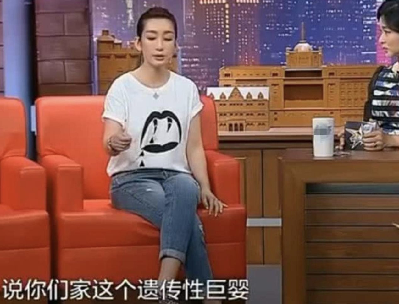 秦海璐36岁生下巨婴症儿子，如今5年过去，孩子长成了这样