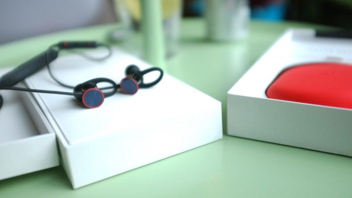 全速旗舰一加6亮瓷黑版\/一加云耳无线耳机开箱