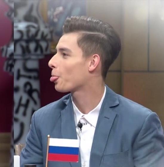 《非正式会谈》官微搞这个投票什么鬼?这个梗