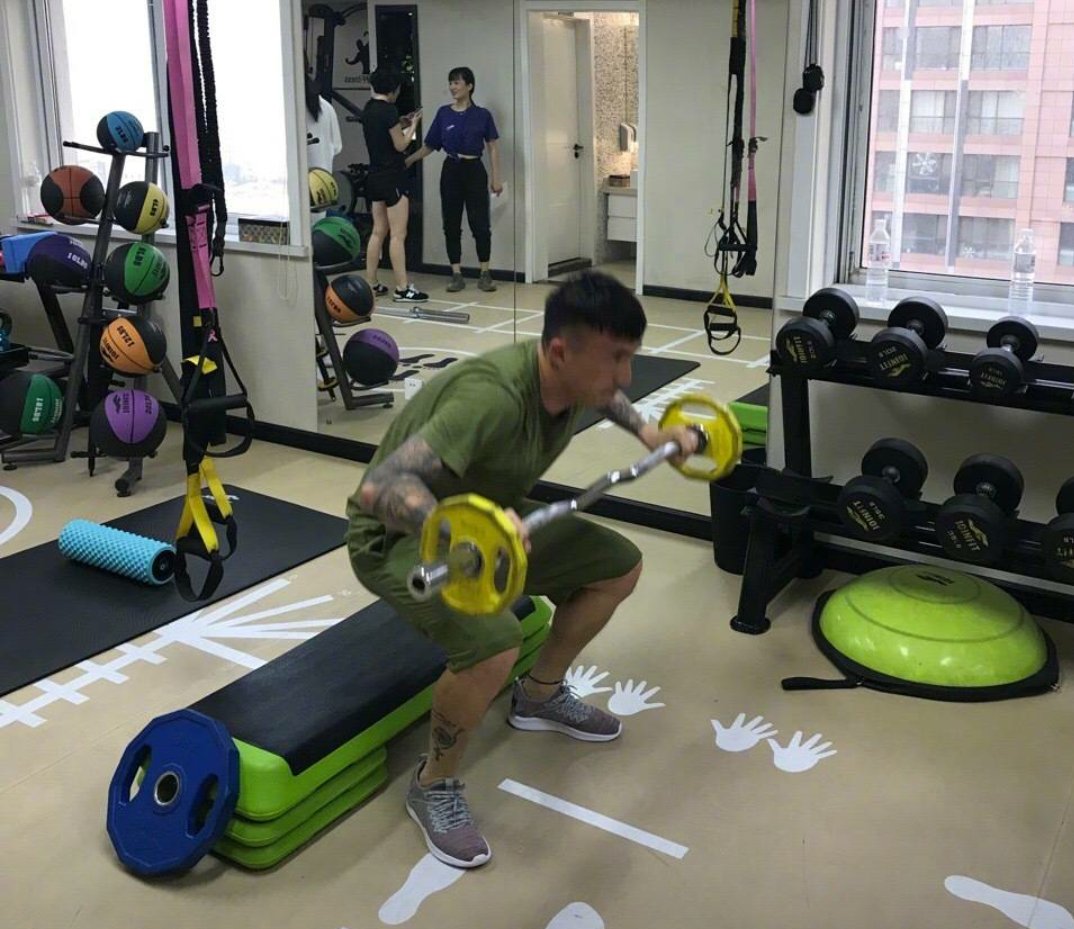 天津权健球员王永珀,在假期努力训练起来,直言