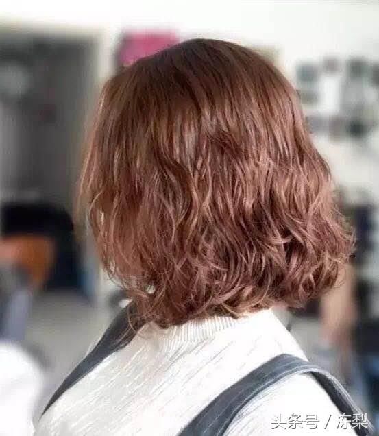 2018最最火爆的烫发发型《木马卷》