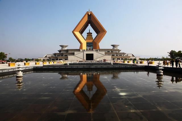 带你们来领略王菲每年都会抽时间来拜一拜的--法门寺