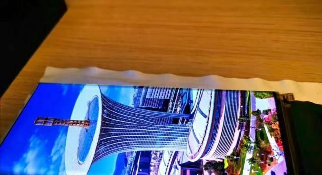 vivo NEX3真机现身,屏下摄像头+瀑布屏+44W快充,价格感人 澳门新葡京真人赌场