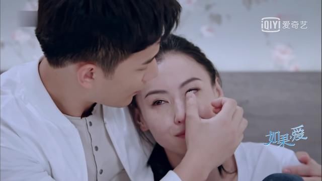如果爱还在撕心裂肺版 t018f1ca91bccfb7a8f.jpg