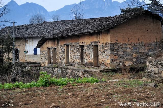 今年农村居住环境发生巨变，分散居住将不复存在，建房将统一规划