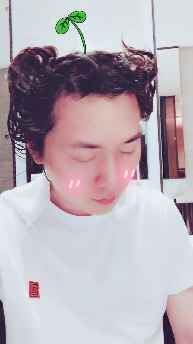 斗鱼为何突然封禁张大仙直播间?他恐将停播一