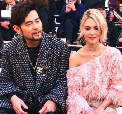 奔跑吧,昆凌上跑男被大家吐槽脚大,蓝盈莹暖心