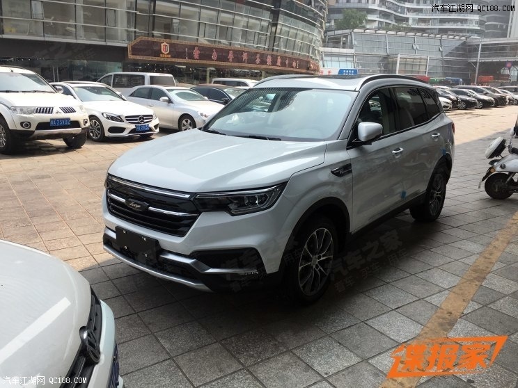 2018成都车展前夕 众泰T500六座版实车