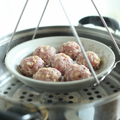 蒸猪肉丸子