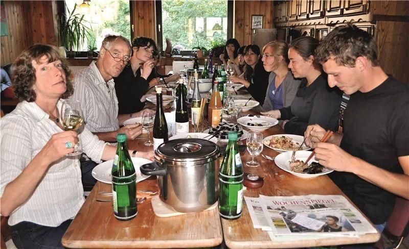 古代老外:中国人什么都敢吃，卫生脏乱差