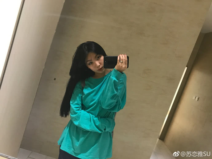 苏恋雅的暗黑气质得到陈伟霆青睐,淘汰掉x-cre