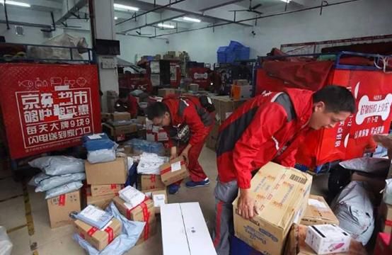 刘强东:希望京东未来变成无人公司被网友调侃