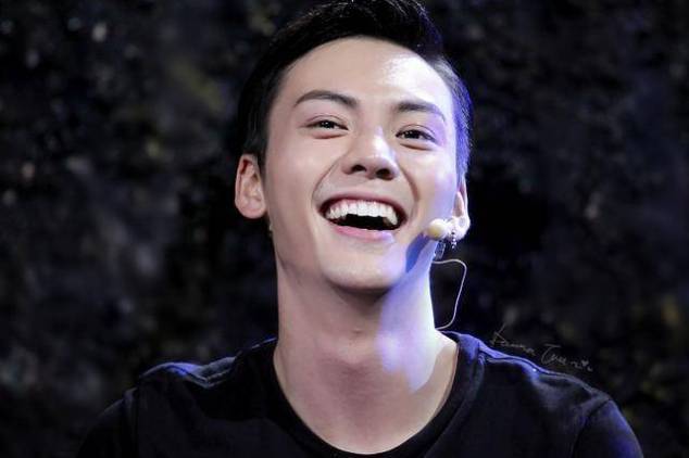 元气少女陈乐一,一首青鸟惊艳全场,陈伟霆坐不