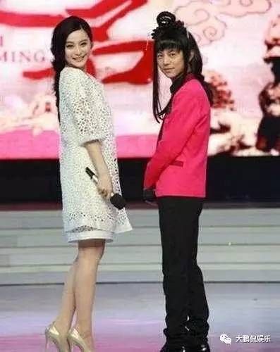 范冰冰baby真实身高吓坏你!第一张就尴尬!