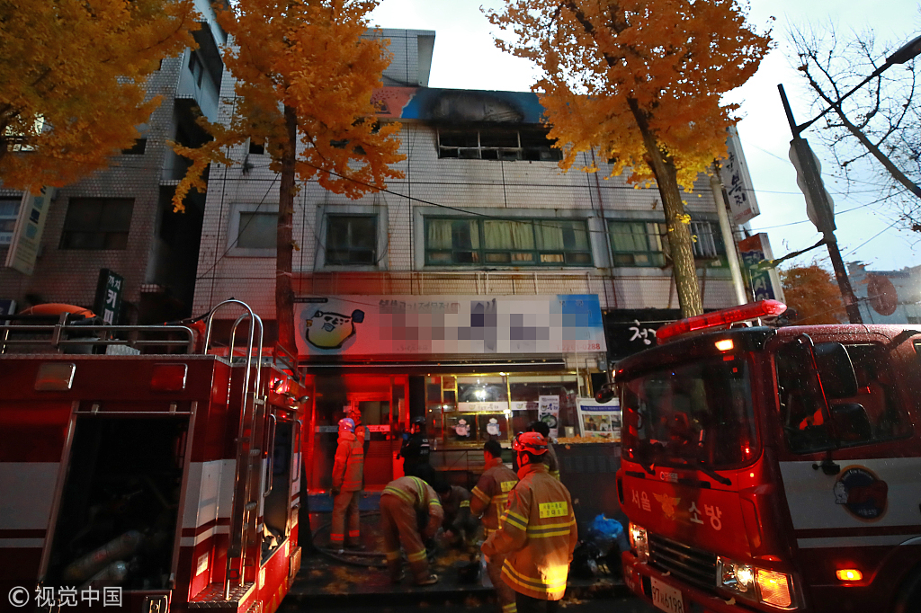 韩国首尔一寄宿公寓发生火灾 至少6人死亡数十