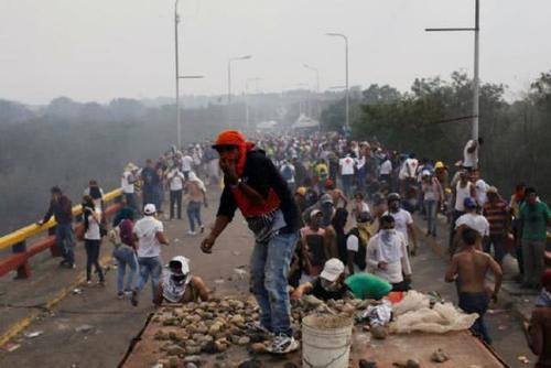 委内瑞拉新局势:顶不住压力,马杜罗向美国抛出