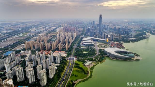 地理答啦:陕西西安市和江苏苏州市,年轻人选哪