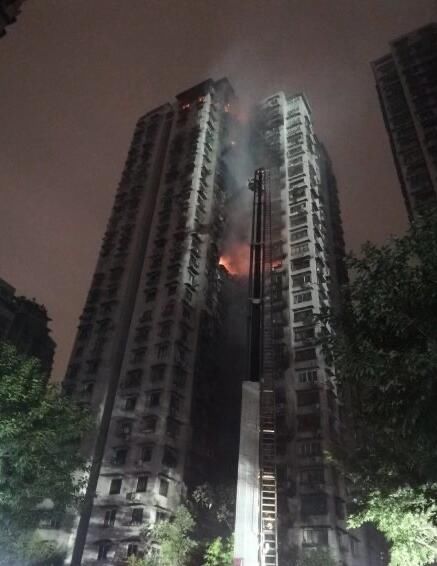 重庆加州火灾是怎样起火的