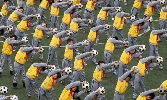 和阿兹蒙南野拓实同龄,曾被米卢称赞的中国足