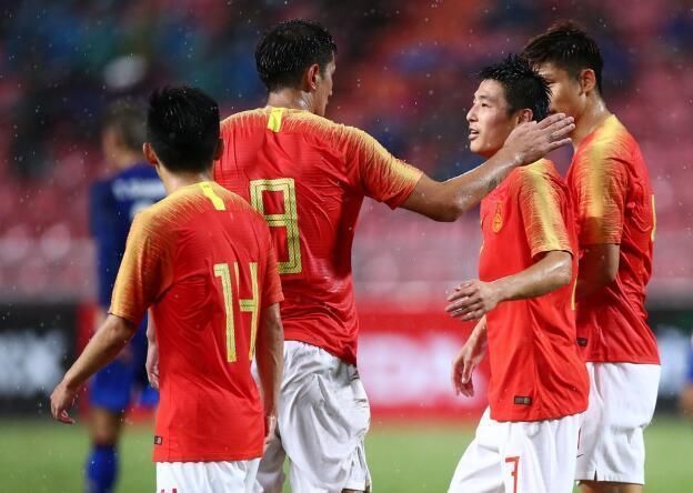 国际足联表扬中国 原因竟是中国球迷创造了新