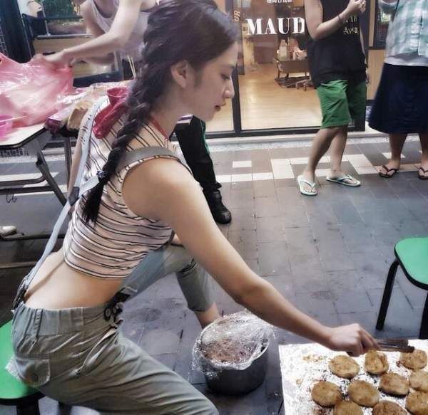 妹子别撩我,好好吃你的冰淇淋!爆笑内涵囧图