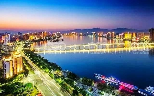 广东面积最大的城市,相当于10个深圳大,经济发