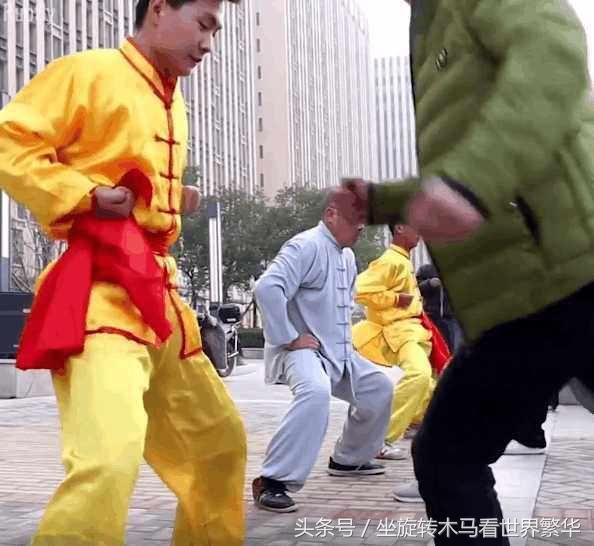 印度人热议:看中国人练铁裆功我都隐隐作痛 