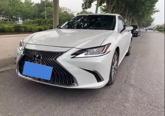 预算买奥迪A4L却买了雷克萨斯ES200,两月后再开两车感受颇深 菲律宾新太阳城