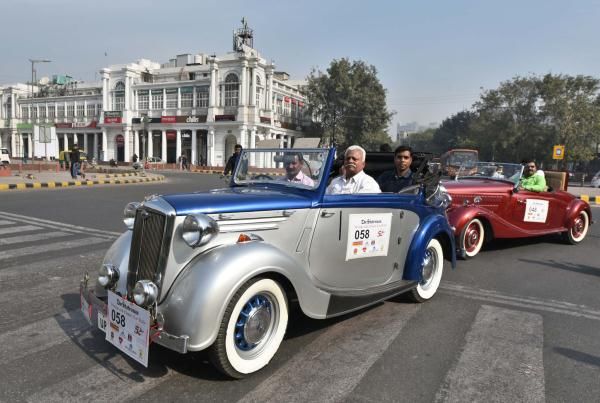 新德里第52届老爷车集会 经典汽车超炫酷
