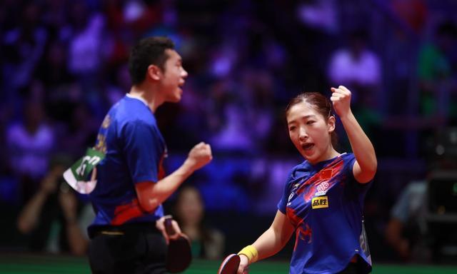 国乒首金!许昕刘诗雯击溃日乒组合夺冠,马琳表