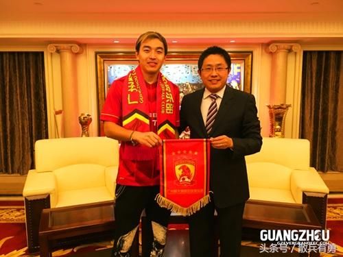 中国第一足球经理人,据称他是许家印的小舅子