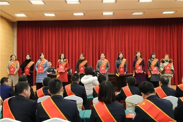 宜都市公安局开展2019年党建引领强堡垒、从