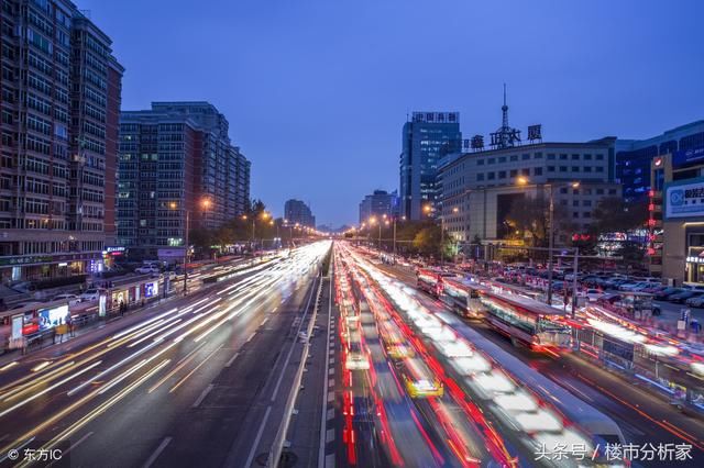 回到小城市的人真的会和留在大城市的朋友差距越来越大吗？