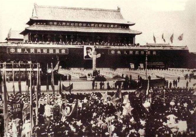 抗日战争中国伤亡5000万，经济倒退180年，战后为何放弃赔款?