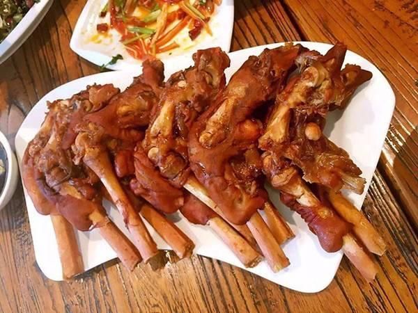 机构一致看好哪些股票?2017年10月18日机构