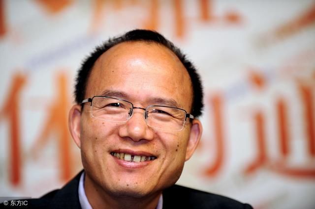 比马云更牛,26岁赚到1000万,公司估值上千亿,网友:谁这么牛!