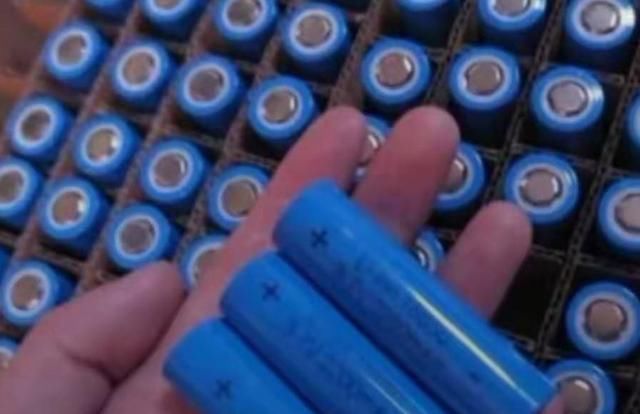 特斯拉电池啥样的