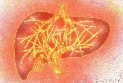 提醒：早上起床后，嘴巴又苦又臭，小心4种疾病，莫忽视！