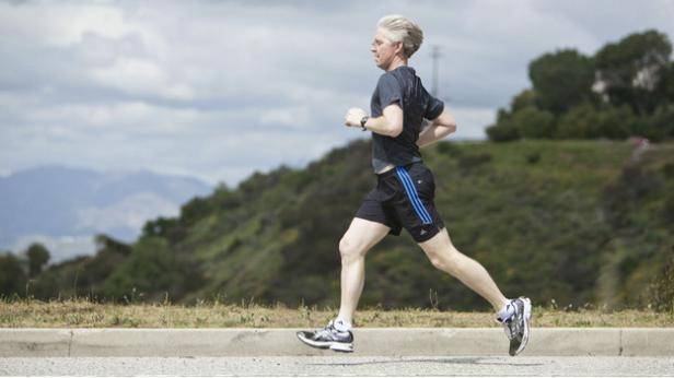 放肆跑小贴士丨怎么样慢跑不伤身体?