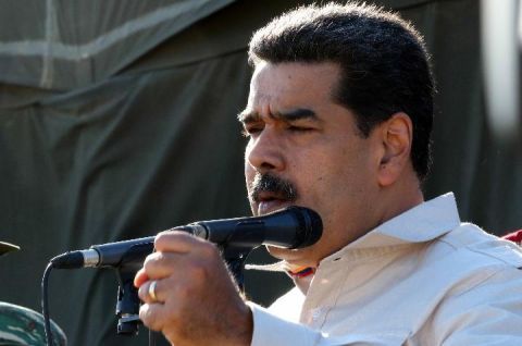 委内瑞拉政府说正在应对和挫败小股军人发动的