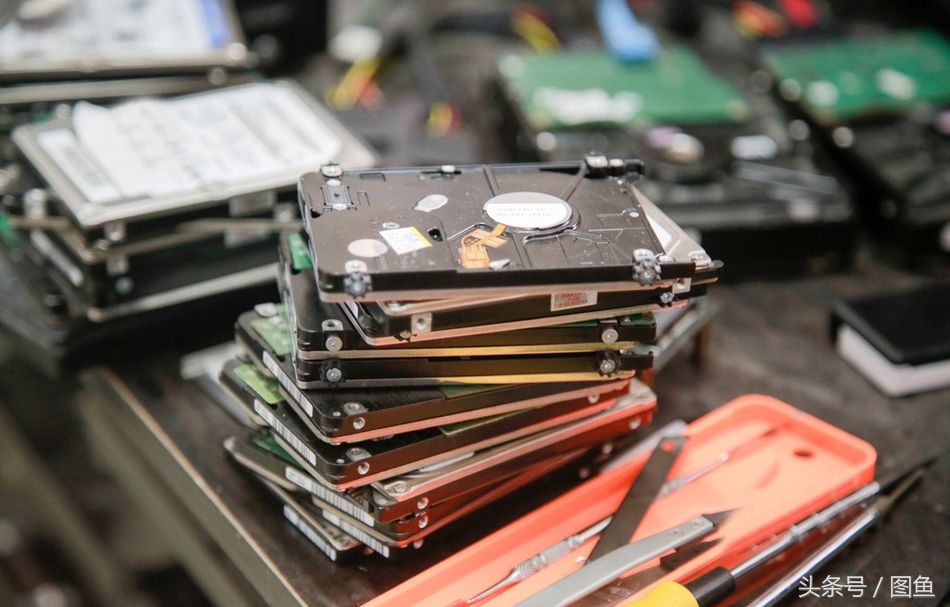 硬盘医生5年修复4千多块,每修一块硬盘就像