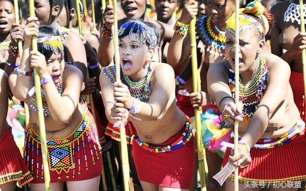 2018年全球GDP预测Top10表现最差与top10表