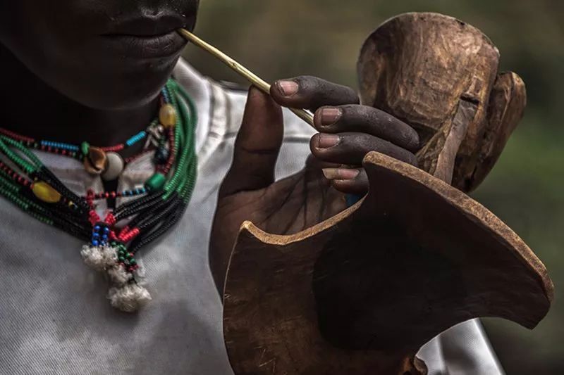 她保留着世界上最原始的部落文化，你对她了解多少?