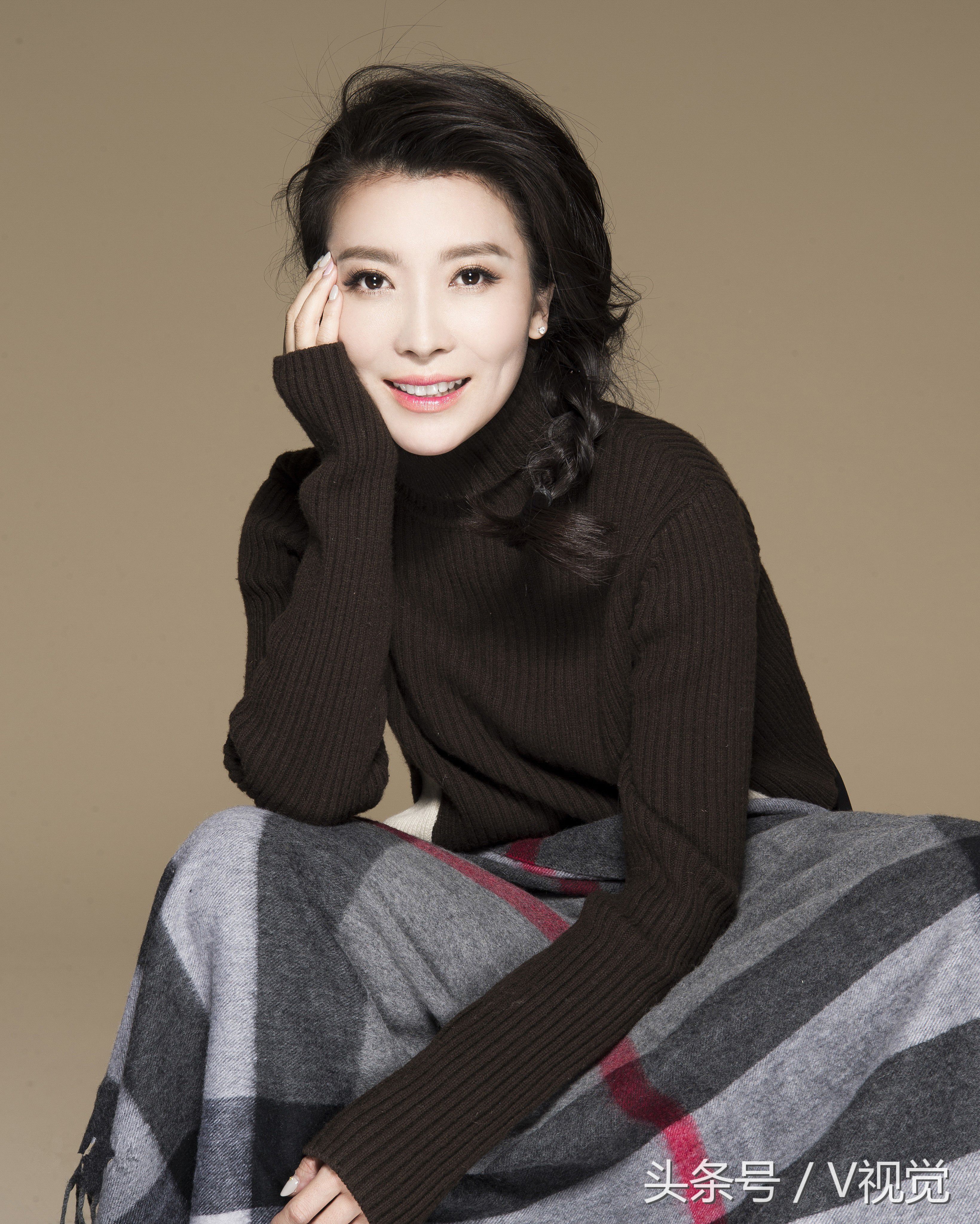 张棪琰爷是导演爸是演员并在北影任教,门里出身的她被赞演技出色