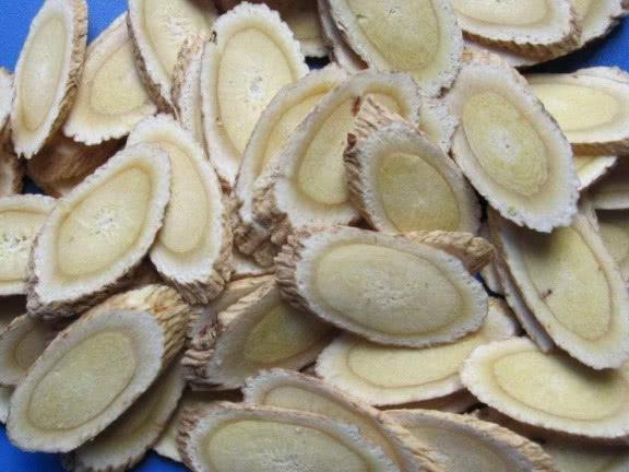 女性妇科病,瘙痒异味,每天用它泡水喝,病痛跟