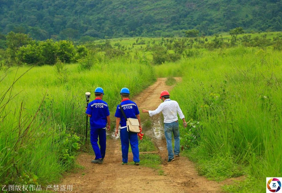 非洲中国工地密布地雷，工人称自己每天犹如上战场