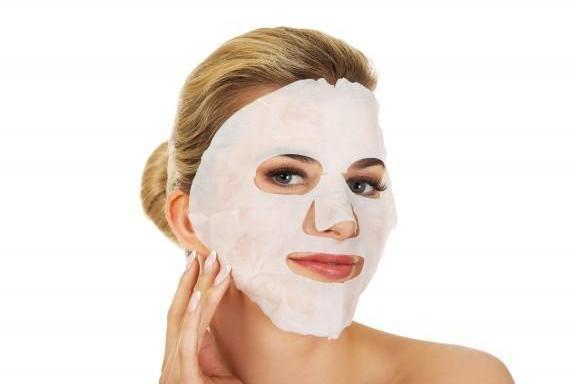 皮肤严重缺水敷面膜脸部发红 这几个原因你必